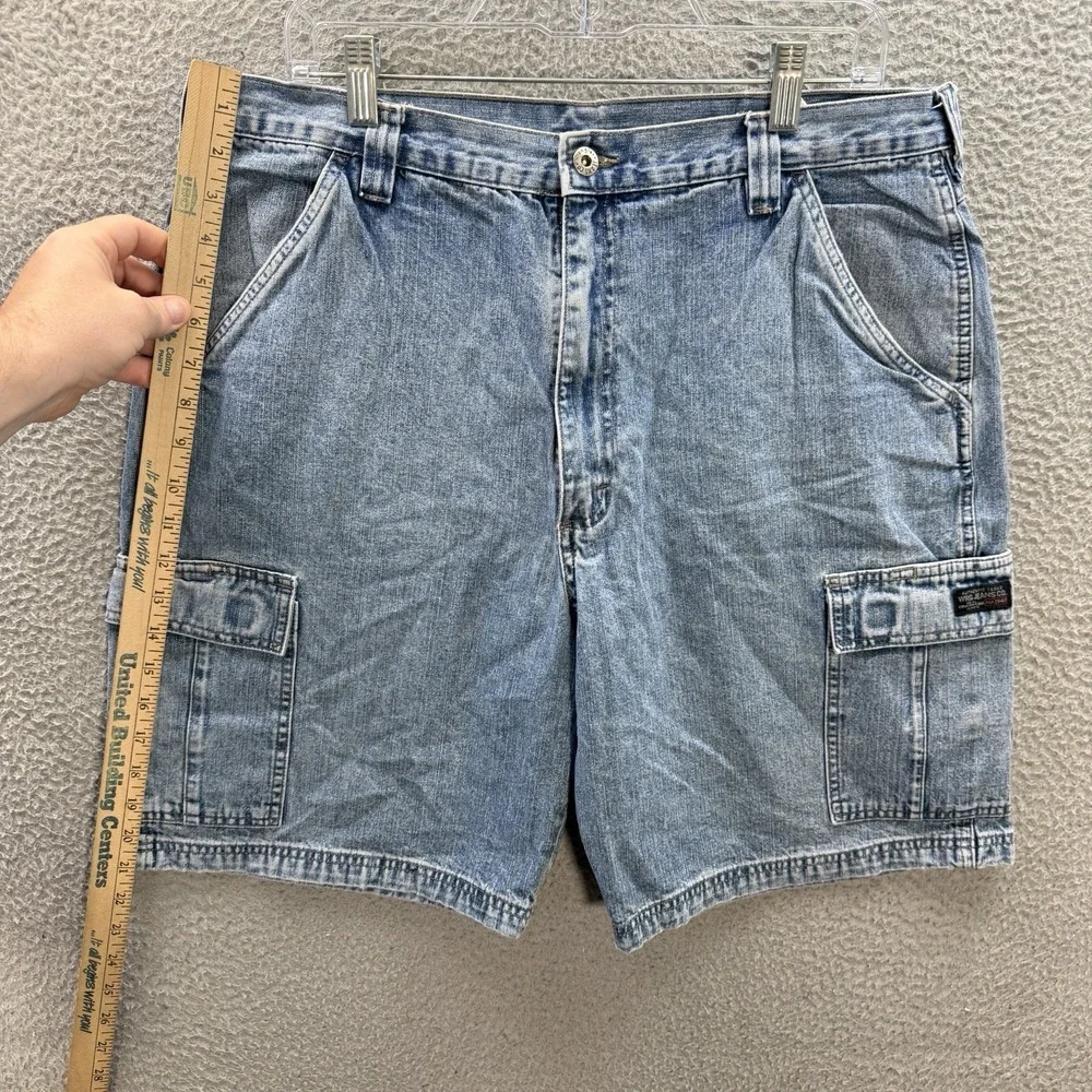 Vintage Wrangler‎ Shorts Mens 36 Blue Denim Cargo Jorts Workwear Grunge Y2K